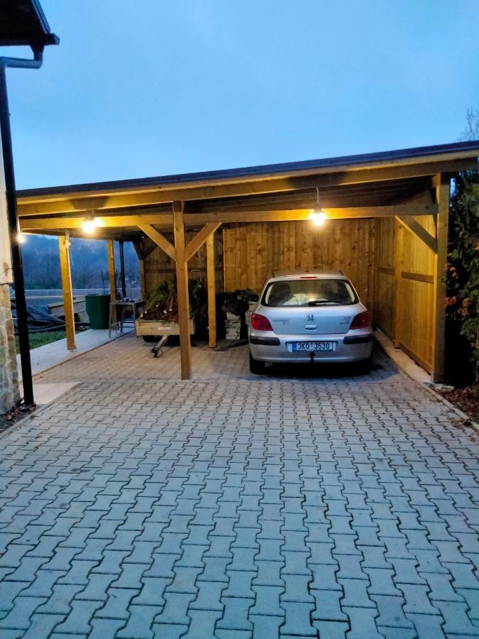Hotel Penzion U Krbu à Loket Extérieur photo